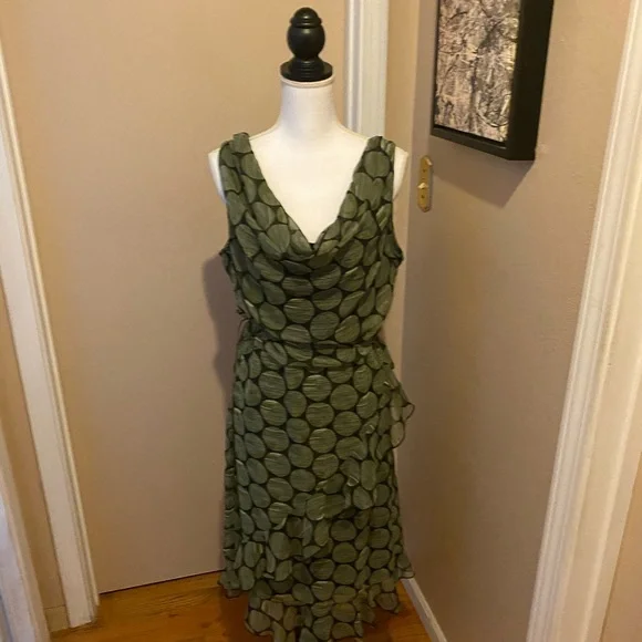 Torrid dress size 12. - Picture 5 of 9